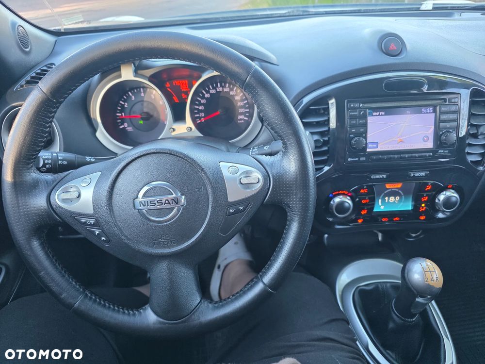 Nissan Juke 1.6 Tekna S&S - 9