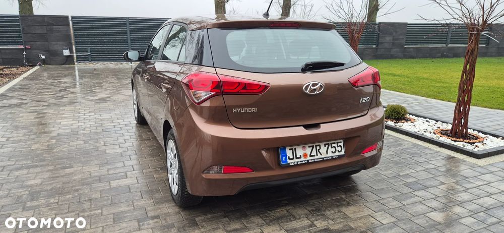 Hyundai i20 1.2 Trend - 4