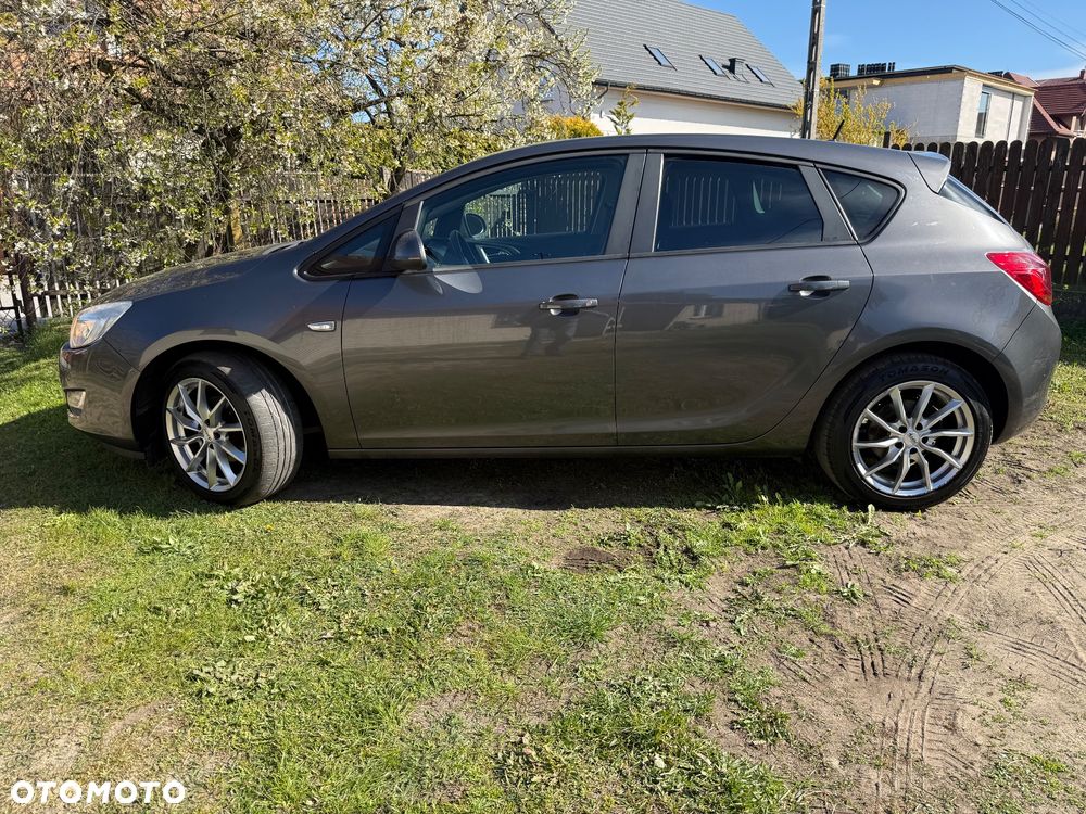 Opel Astra 1.4 Turbo - 16
