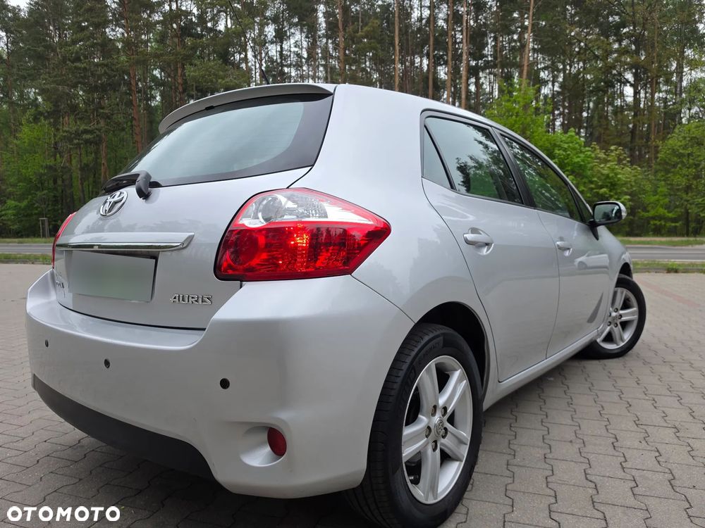 Toyota Auris 1.6 Luna - 18