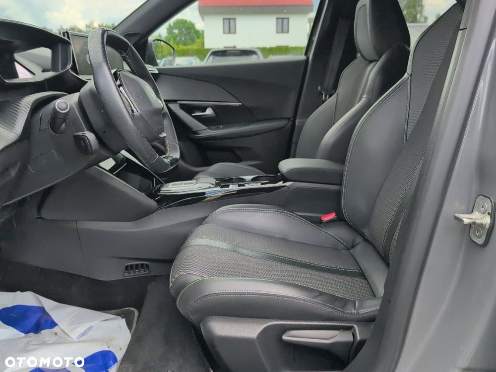 Peugeot 2008 - 10