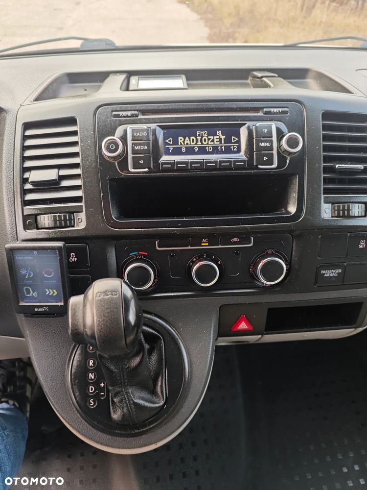 Volkswagen TRANSPORTER T5 - 9