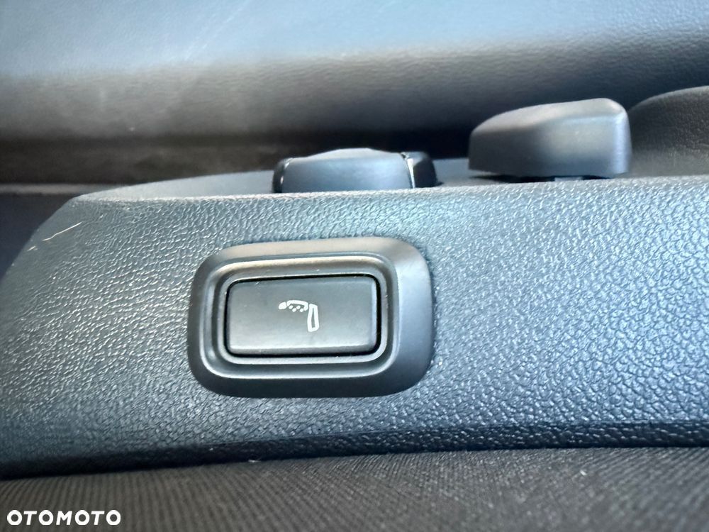 Skoda Superb 2.0 TDI SCR 4x4 Selection DSG - 22