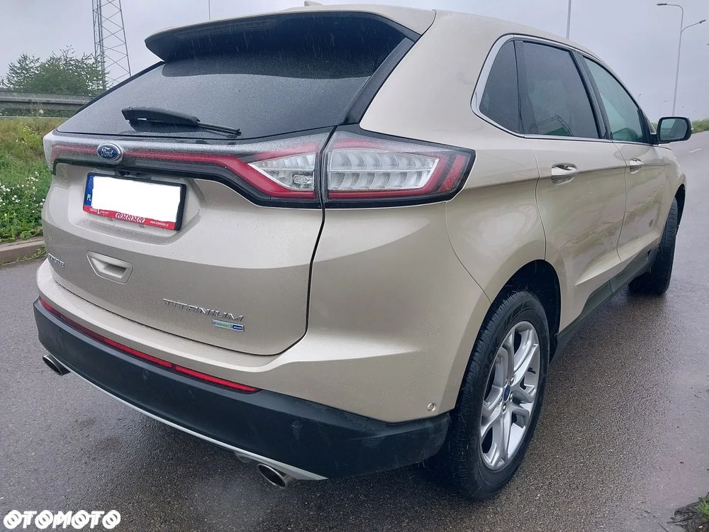 Ford Edge - 2
