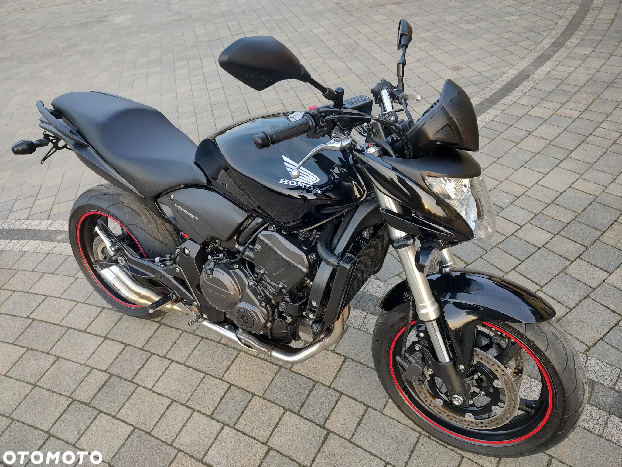 Honda Hornet - 4