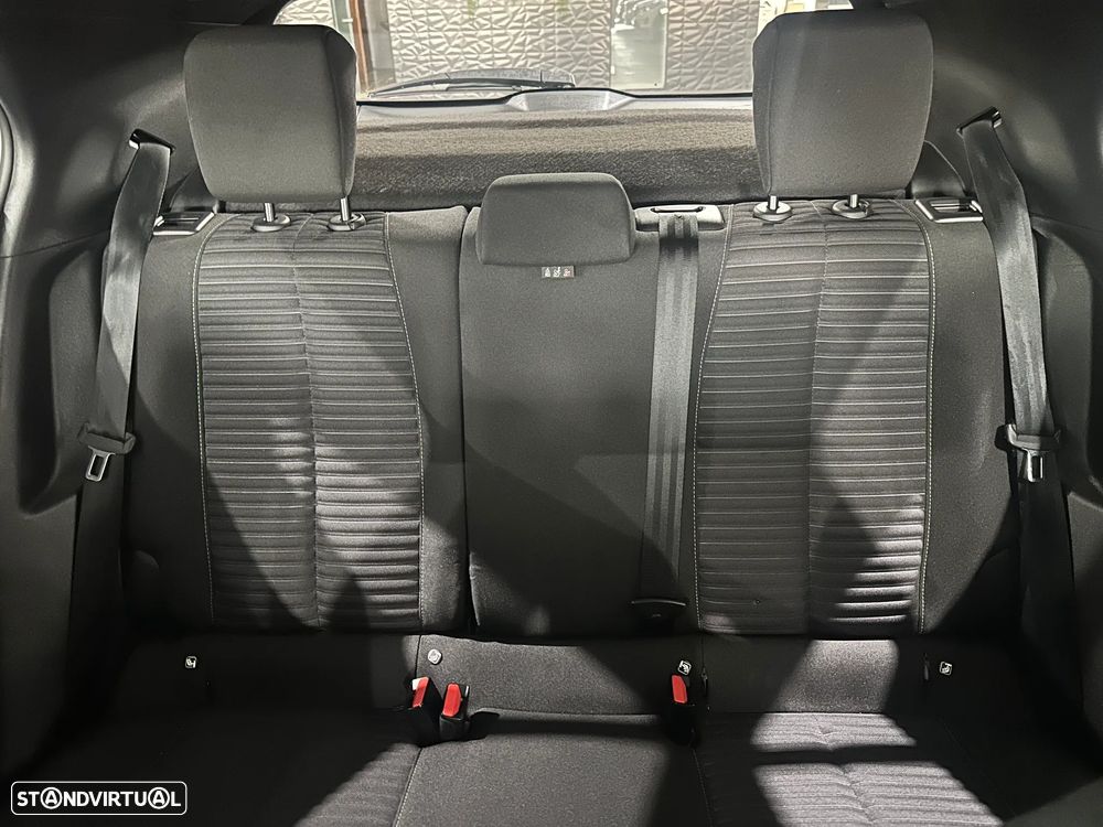 Peugeot 2008 1.2 PureTech Active - 5