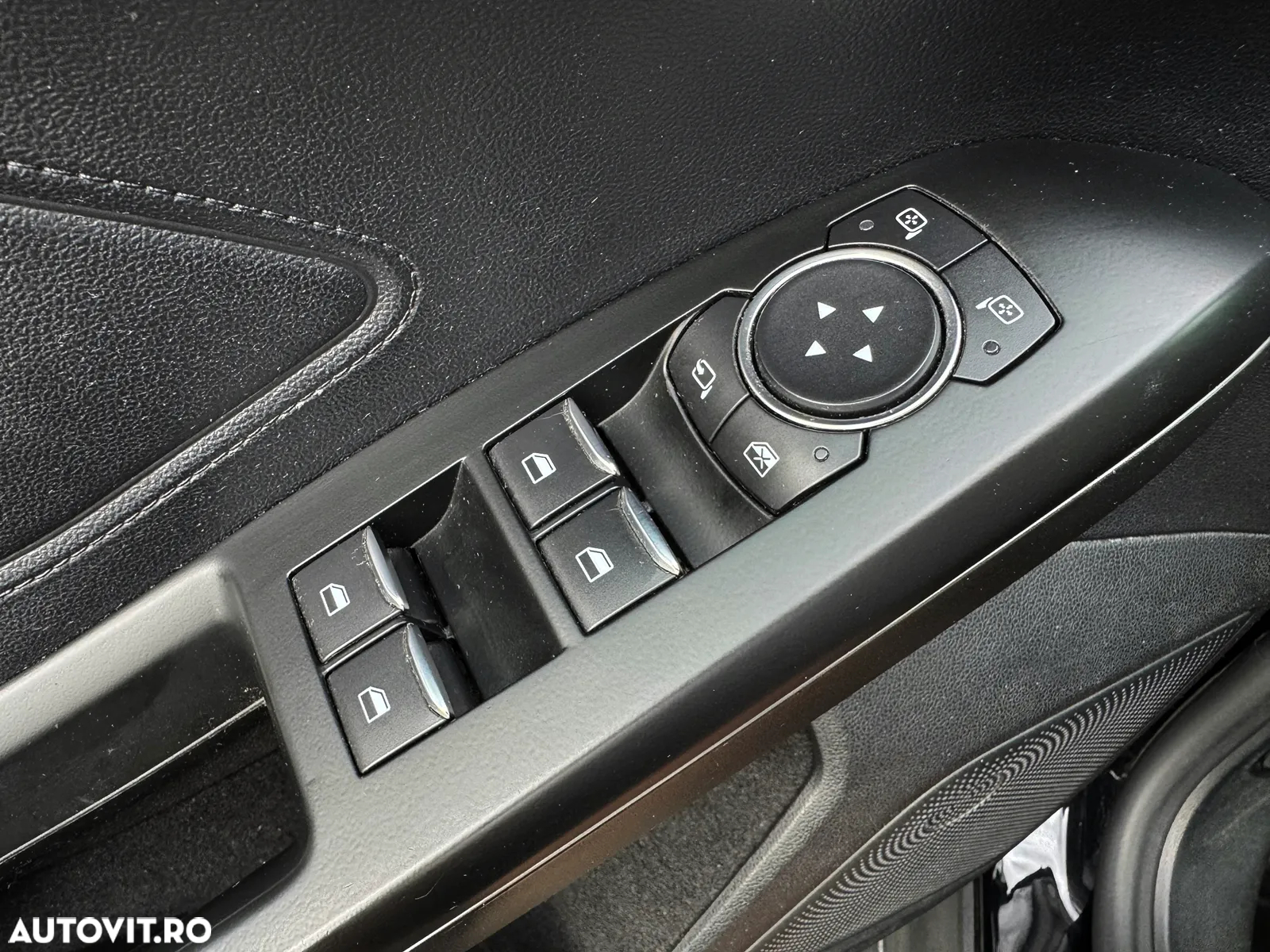 Ford Focus 1.5 EcoBlue Start-Stopp-System COOL&CONNECT - 22