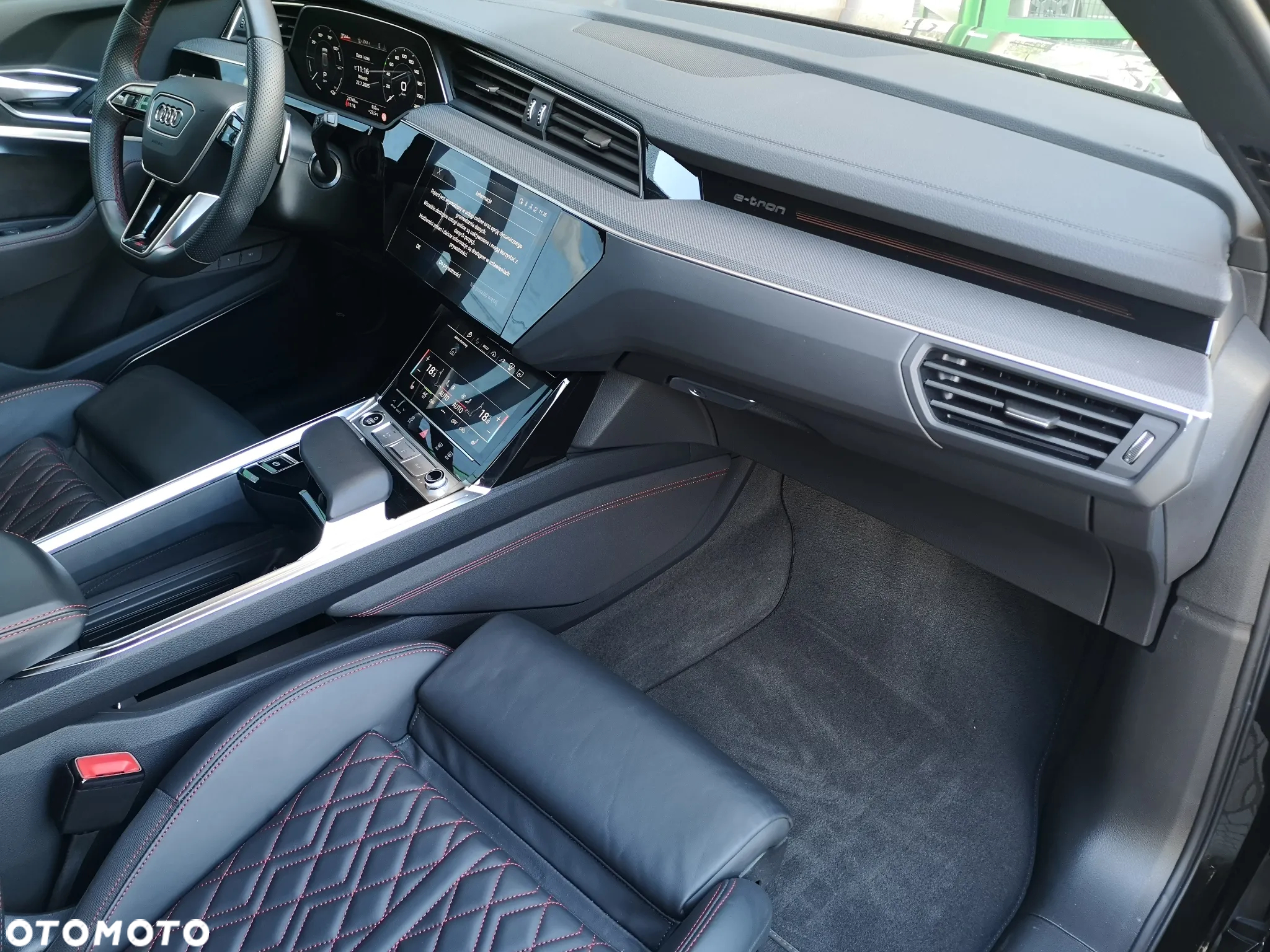 Audi Q8 e-tron 55 quattro advanced - 13
