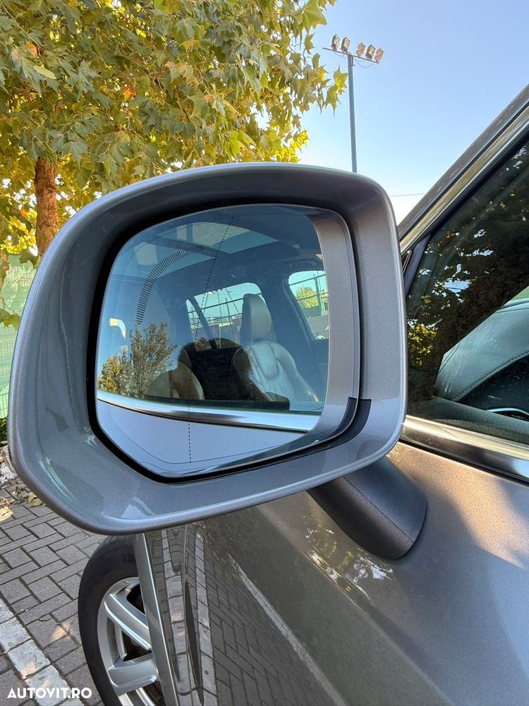Volvo XC 90 - 26