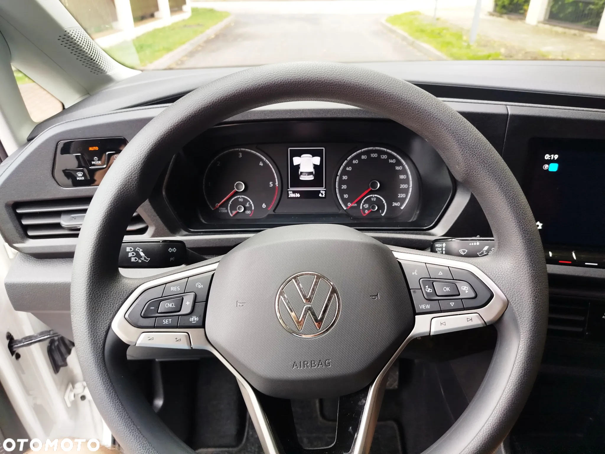 Volkswagen CADDY - 17