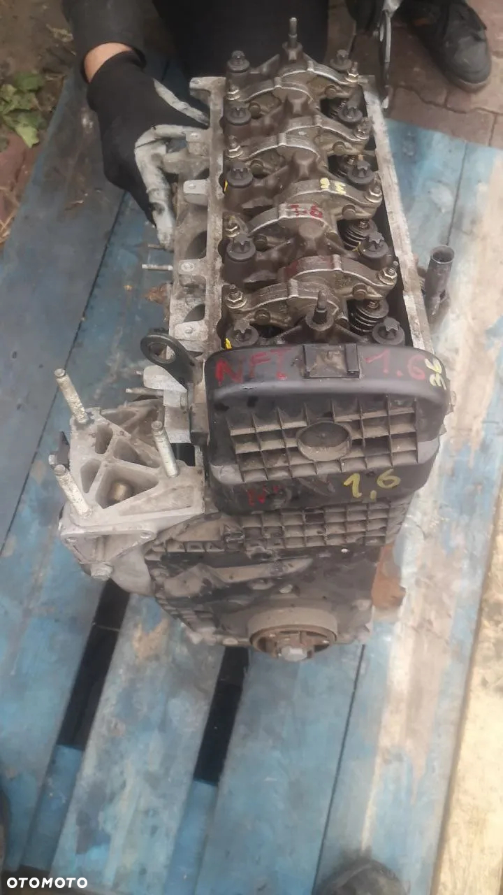 SILNIK BLOK SILNIKA NFV NFT CITROEN PEUGEOT 1.6 8V - 5