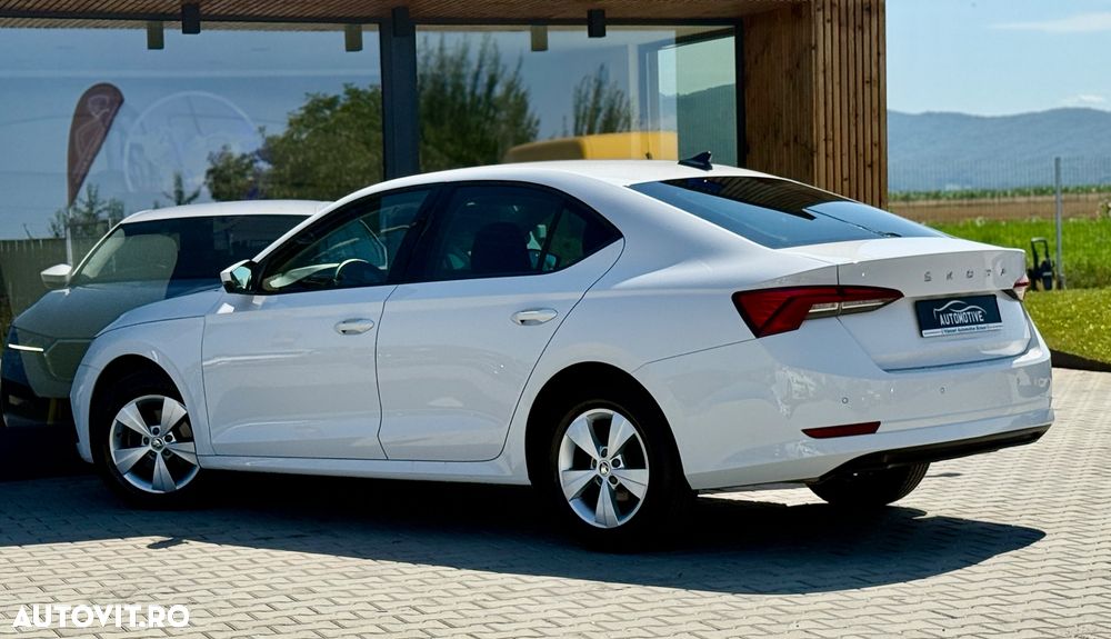 Skoda Octavia Combi 2.0 TDI Ambition - 22