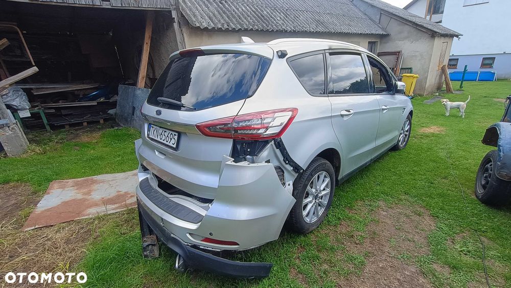 Ford S-Max - 8
