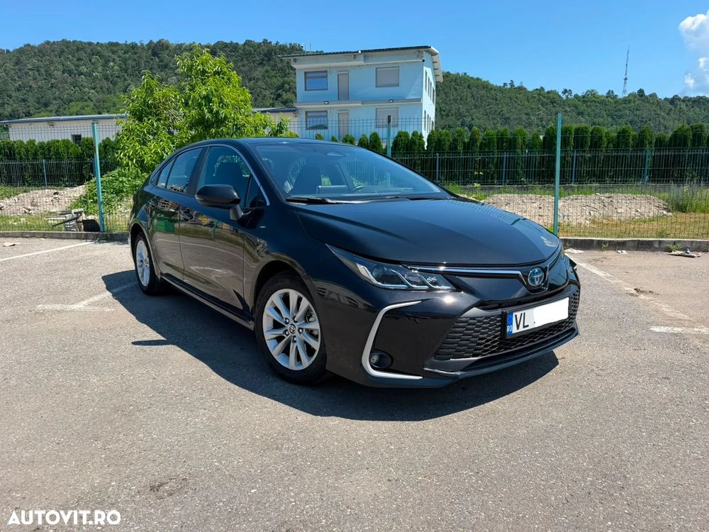 Toyota Corolla 1.8 HSD Business - 1