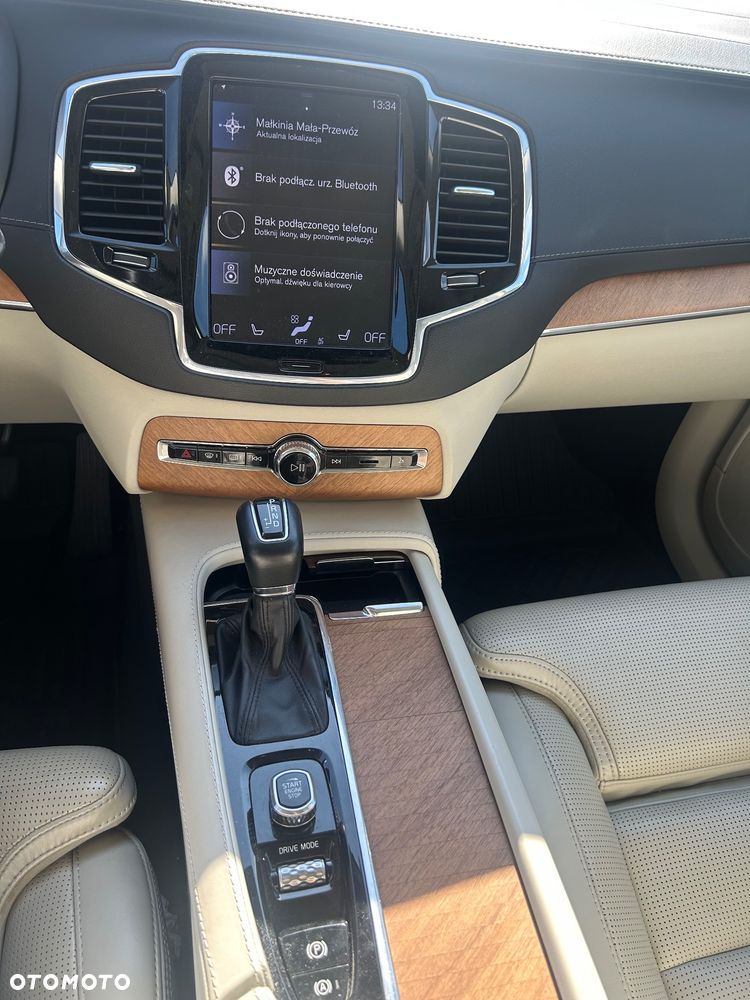 Volvo XC 90 - 34