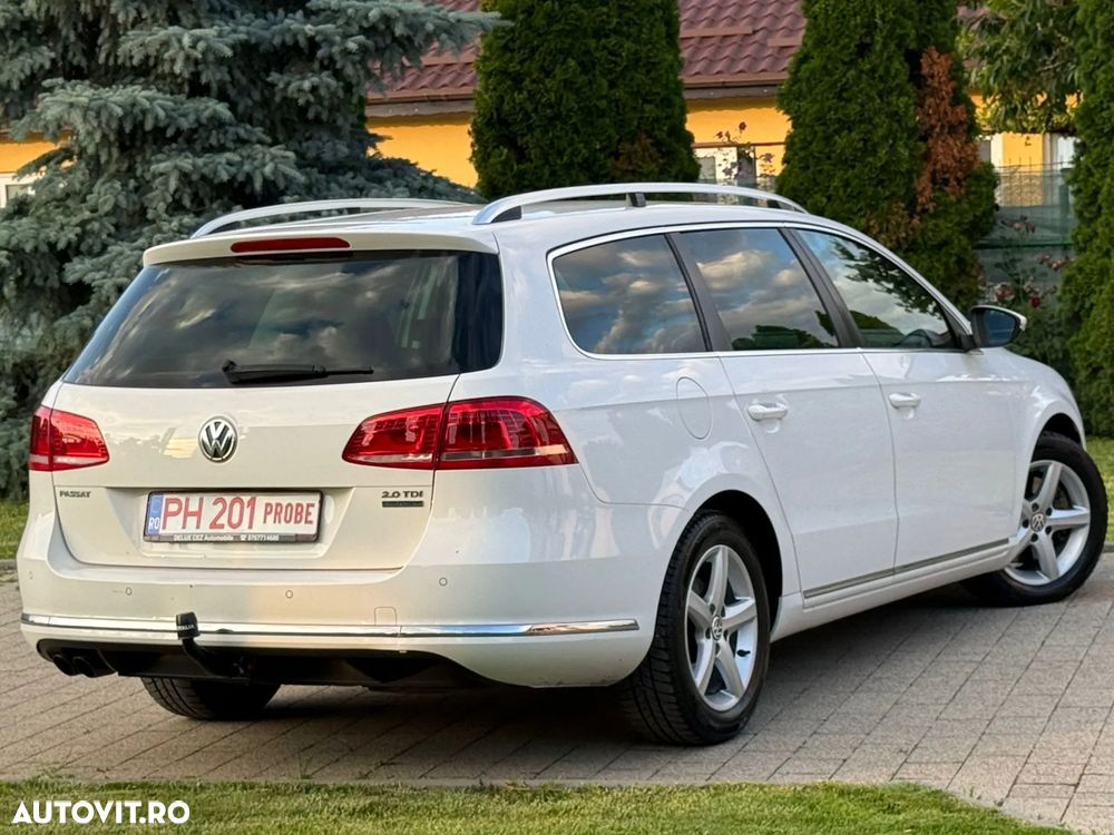Volkswagen Passat 2.0 TDI DPF BlueMotion Technology Sportline - 4