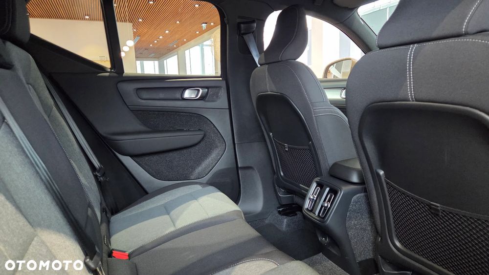 Volvo XC 40 B3 Core - 16