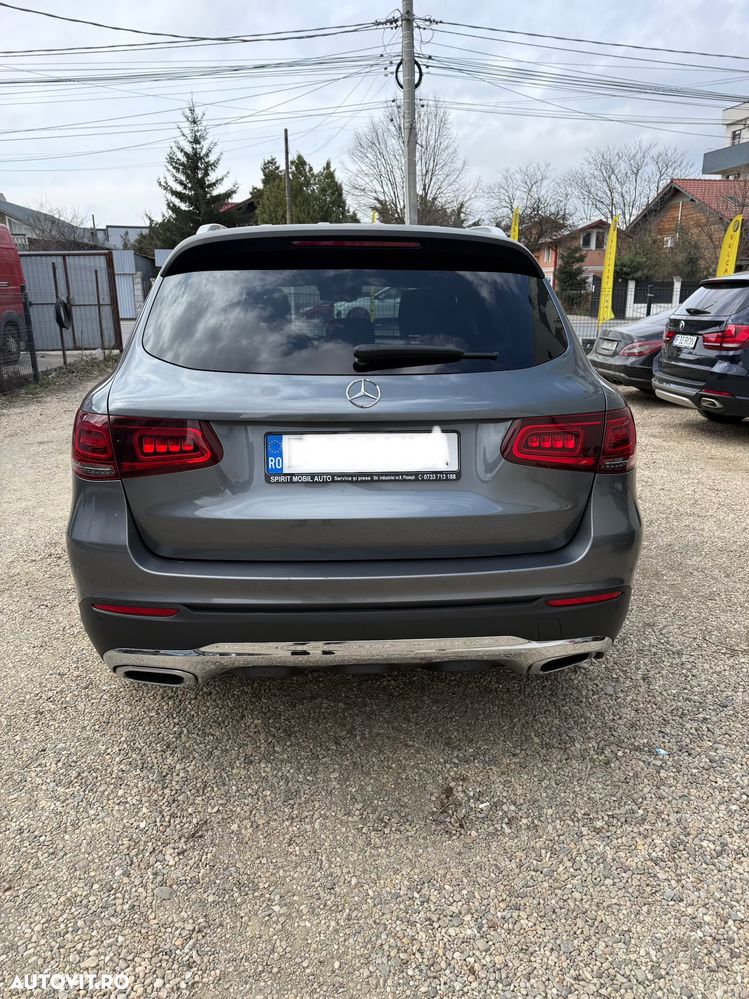 Mercedes-Benz GLC 300 d 4MATIC 9G-TRONIC - 3