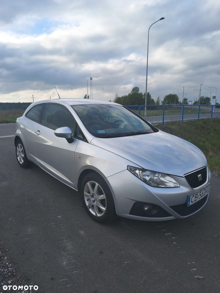 Seat Ibiza SC 1.6 16V Style - 4