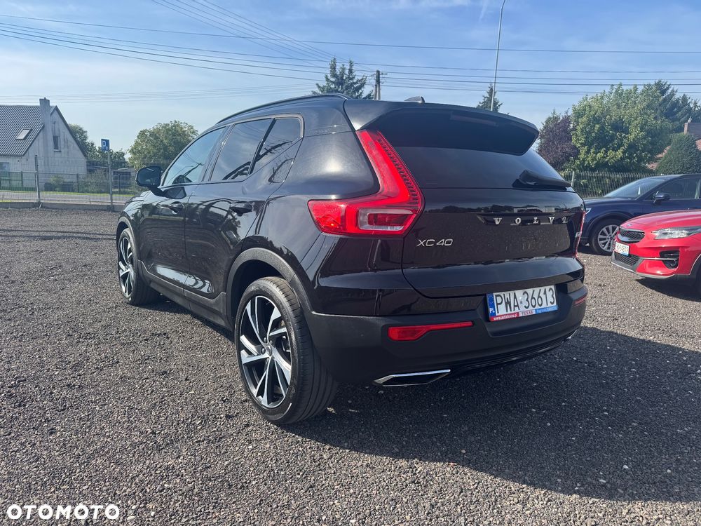 Volvo XC 40 D4 AWD R-Design - 8