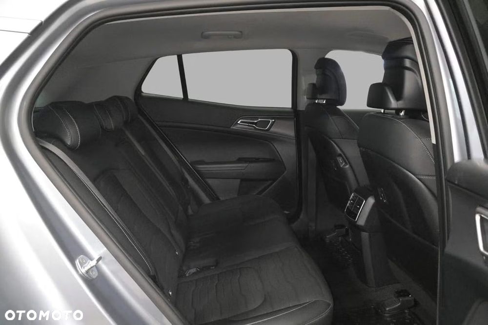 Kia Sportage 1.6 T-GDI AWD Basis - 18