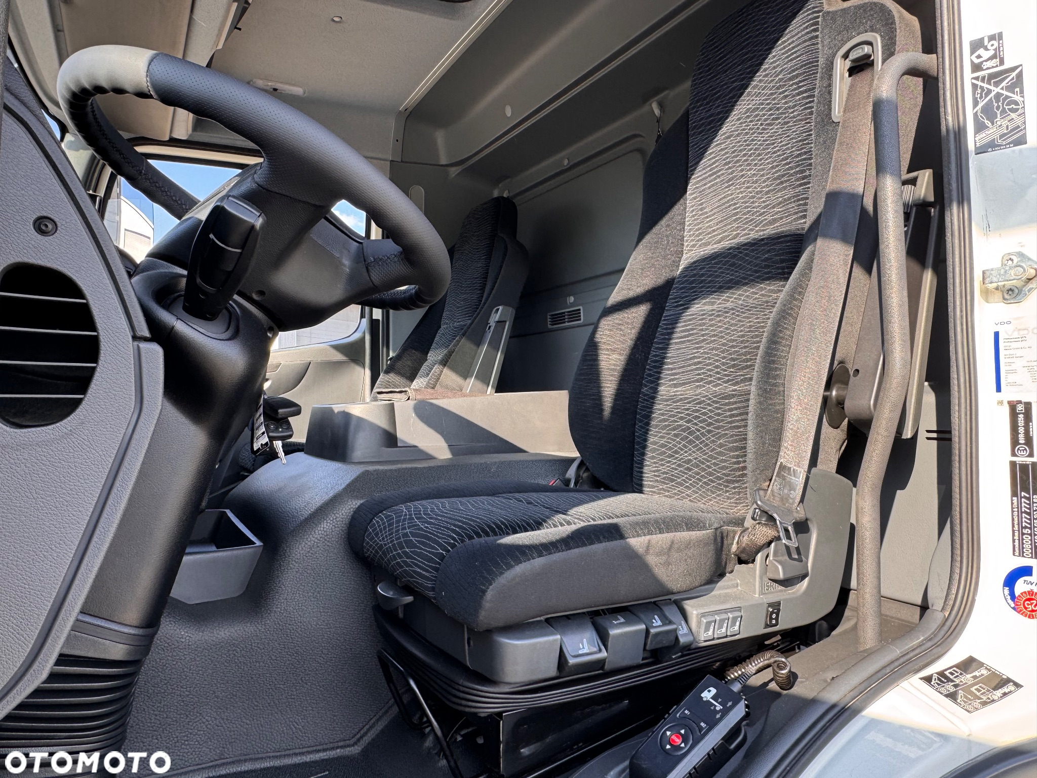 Mercedes-Benz ATEGO - 23