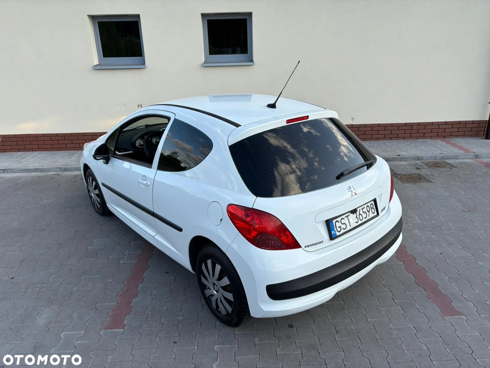 Peugeot 207 1.4 HDi Trendy - 11