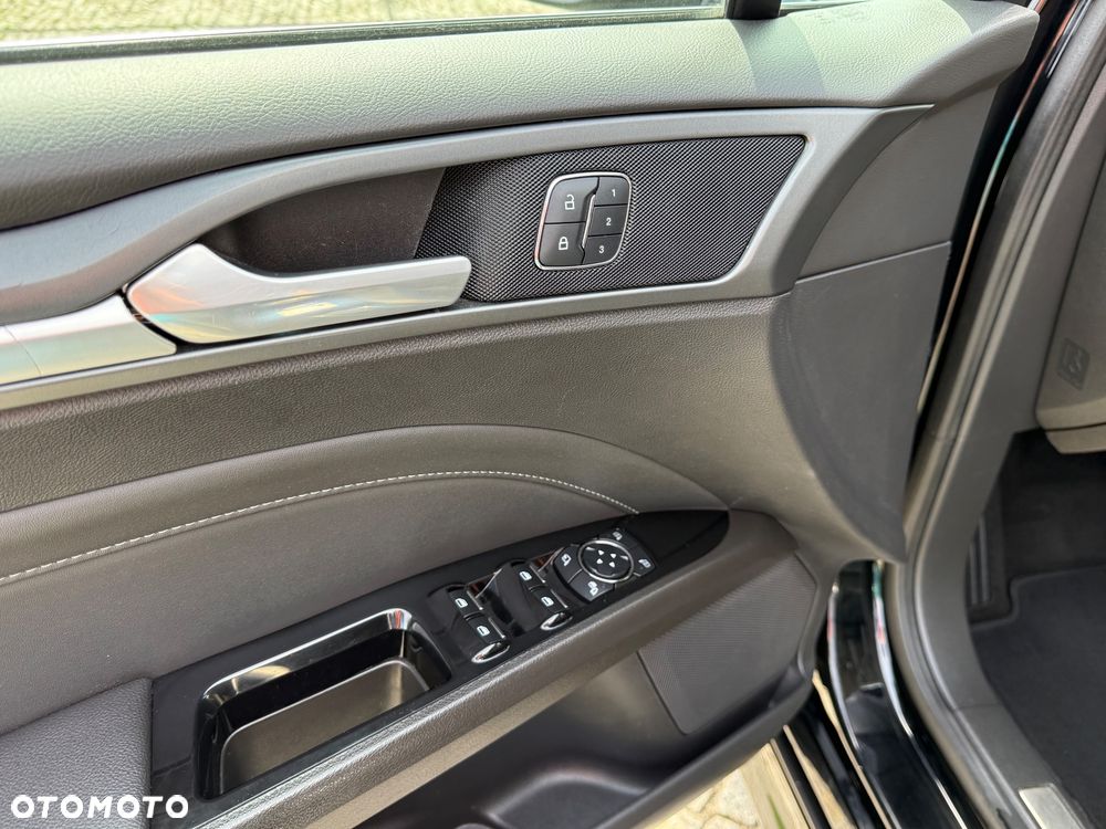 Ford Mondeo 2.0 TDCi STart-Stopp PowerShift-Aut ST-Line - 21