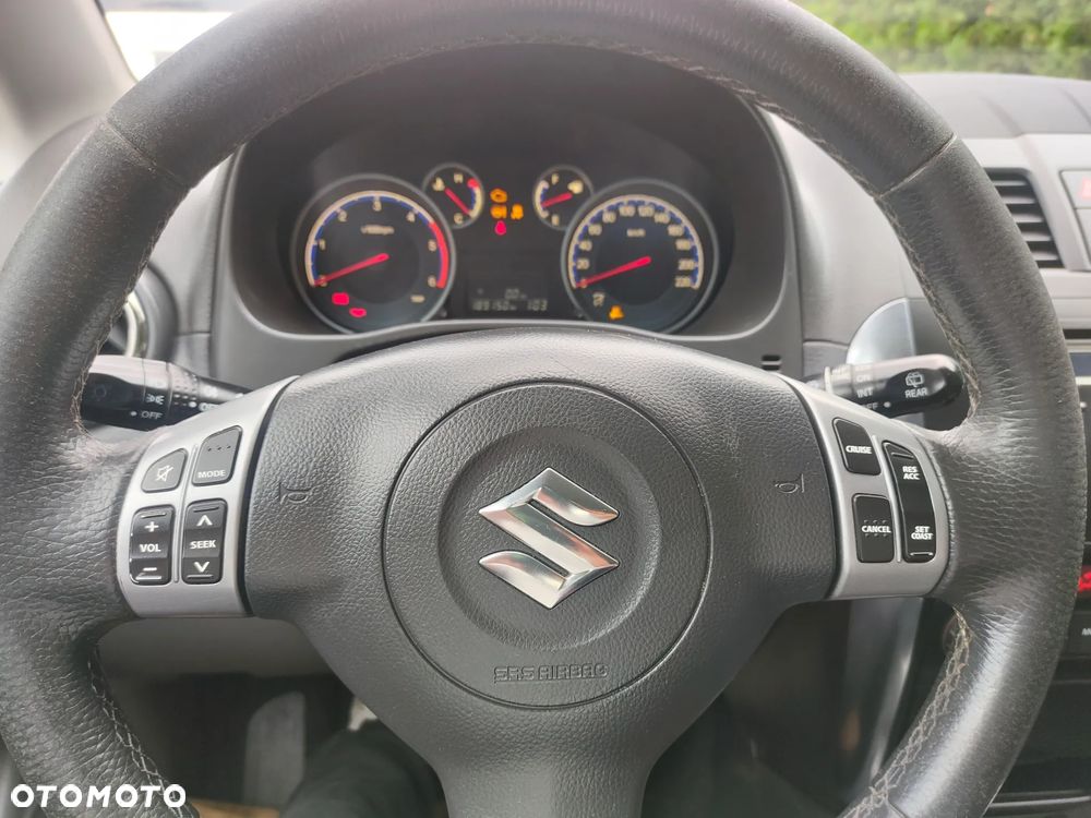 Suzuki SX4 2.0 DDiS 4x4 Style - 9