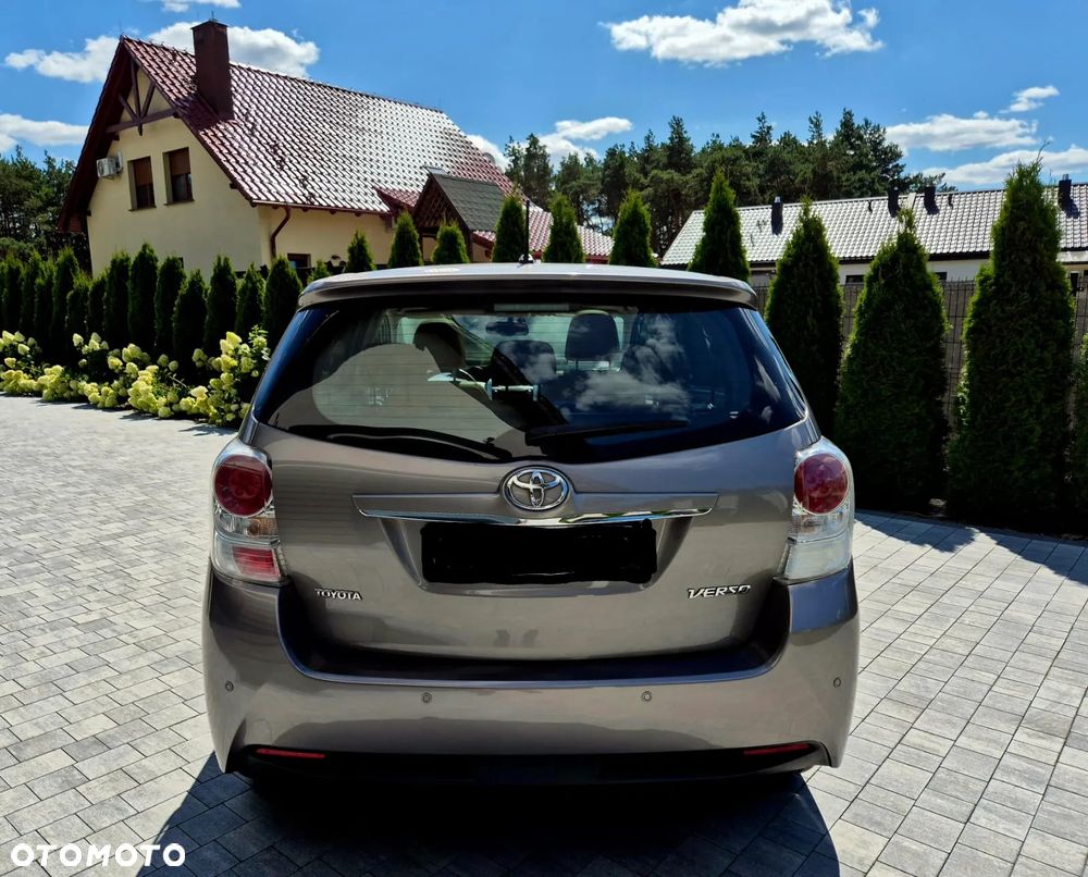 Toyota Verso 1.6 5-Sitzer Comfort - 4
