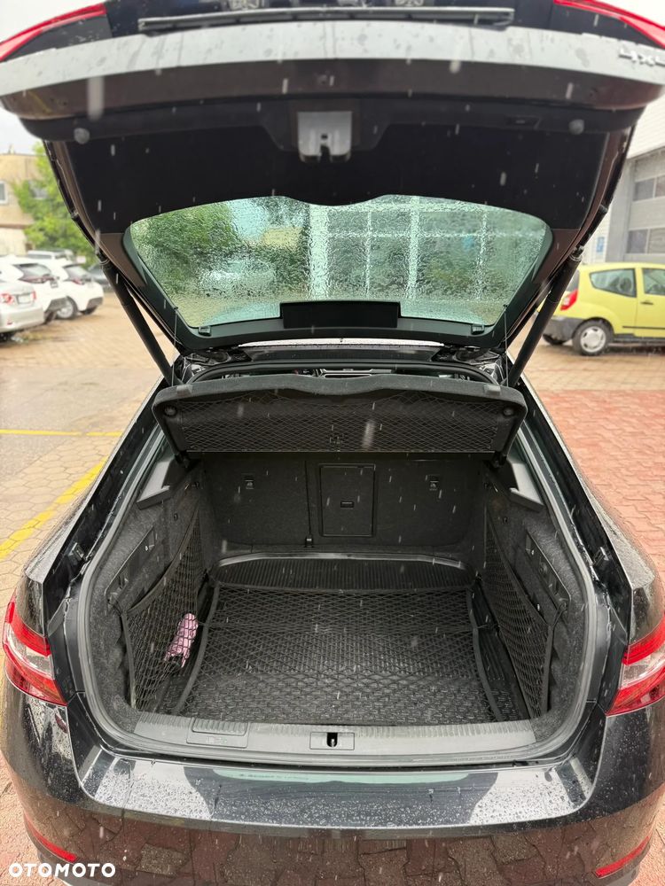 Skoda Superb 2.0 TSI 4x4 Sportline DSG - 10