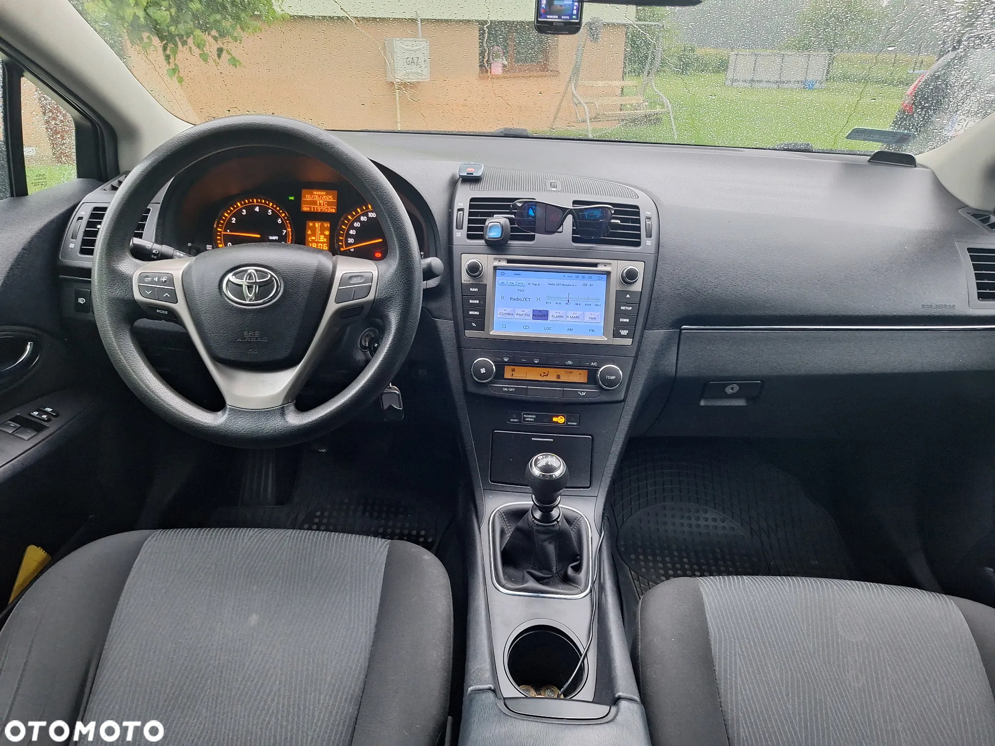 Toyota Avensis 1.6 Luna EU5 - 5