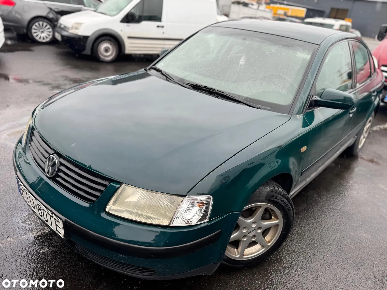 Volkswagen Passat B5 1998 poj. 1.6 benzyna 101 KM - NA CZĘŚCI - 10