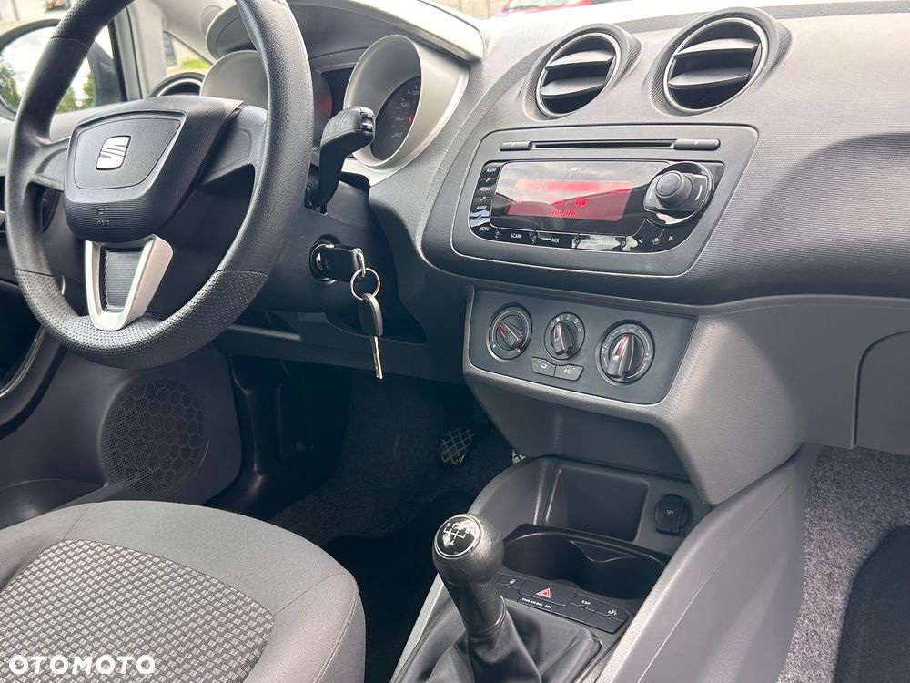 Seat Ibiza SC 1.4 16V Style - 26