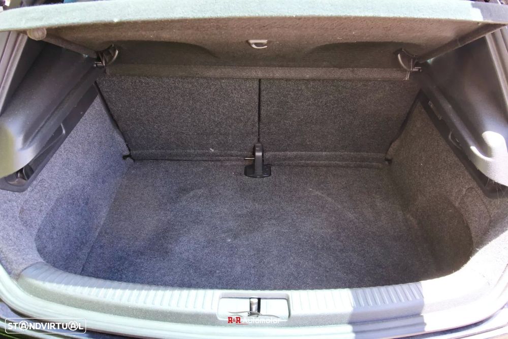 VW Scirocco 2.0 TDI Sport DSG - 34