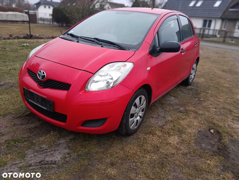 Toyota Yaris - 2