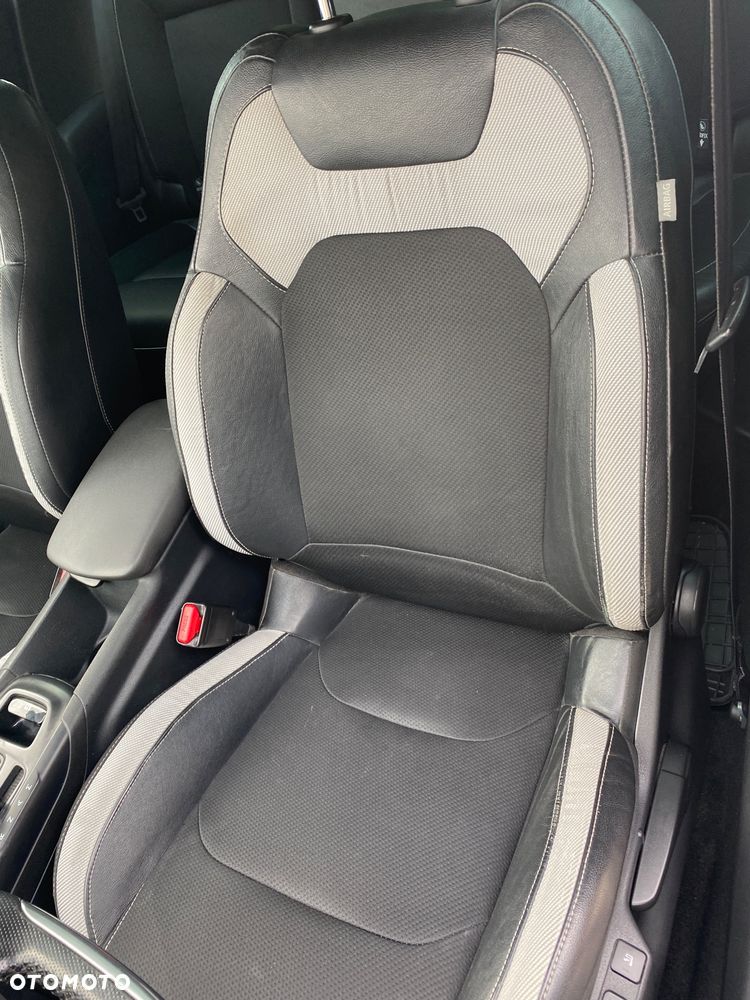 Citroën DS4 1.6 e-HDi SoChic MCP - 20