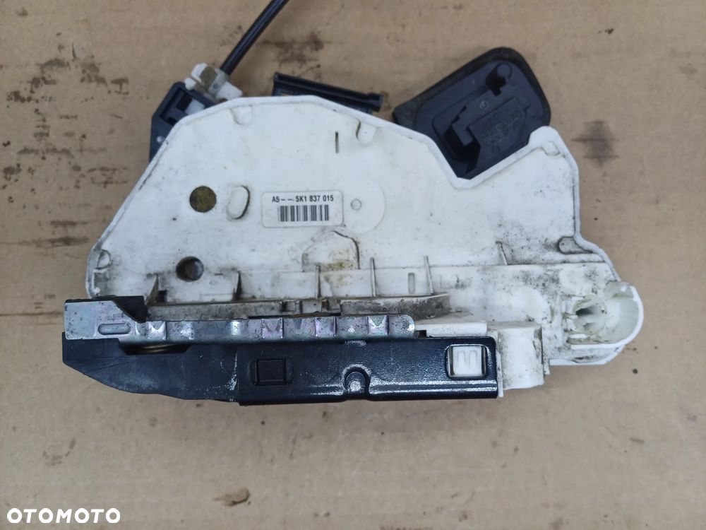 Golf VI HB 5D zamek drzwi przód lewy prawy 5K1837015 5K1837016 Europa 7 pin - 5