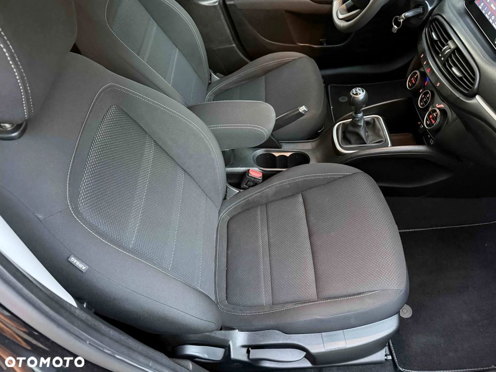 Fiat Tipo 1.4 T-Jet Lounge - 25