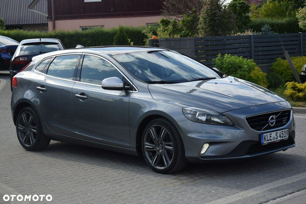 Volvo V40 D4 Drive-E R-Design Kinetic - 4
