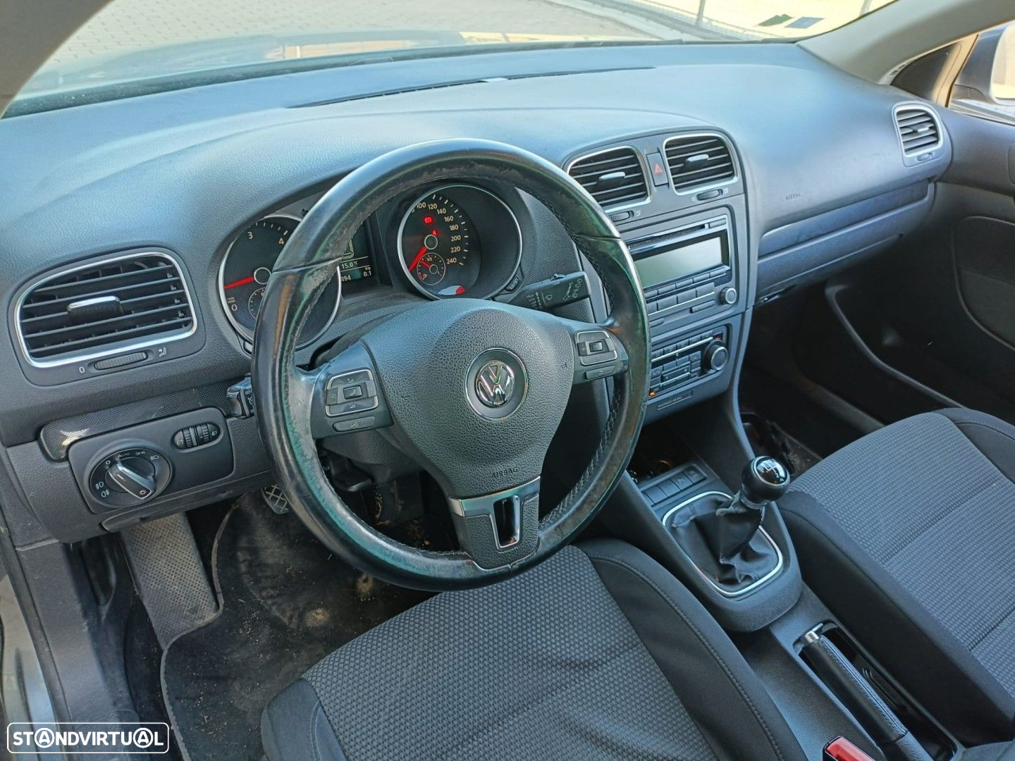 VW Golf VI Variant 1.6 TDi 105cv - 2011 - Para Peças - 4