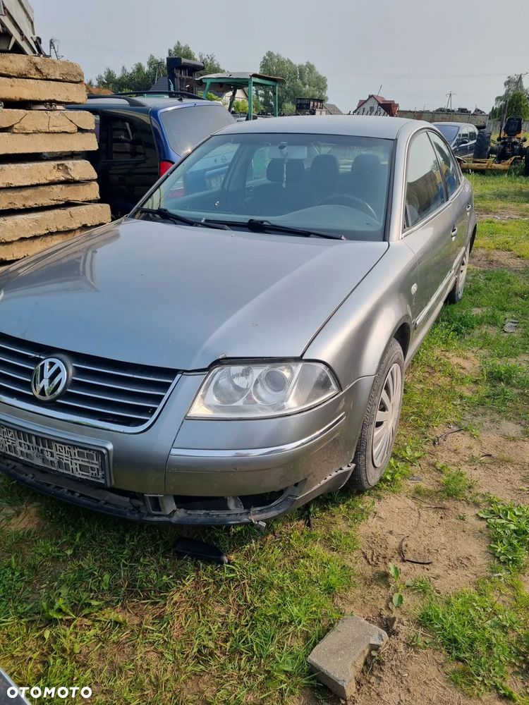 Volkswagen Passat b5 sedan lift 1.9 tdi 130km AVF skrzynia 6b na części - 2