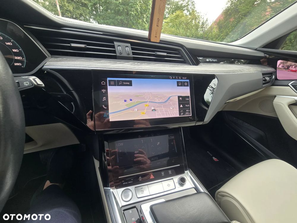 Audi e-tron 55 Quattro S Line - 14