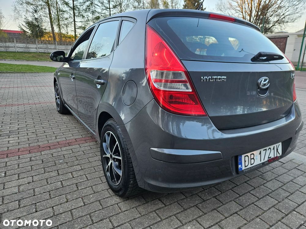 Hyundai i30 1.6 blue Classic - 14