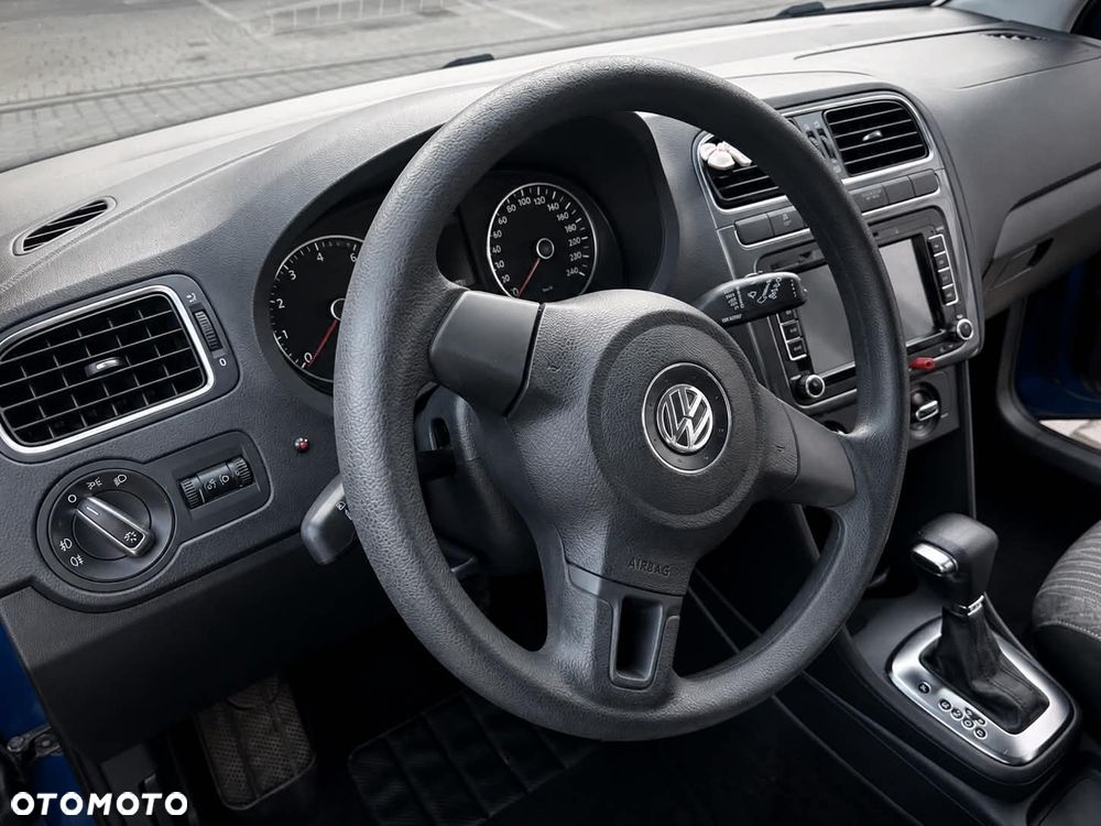 Volkswagen Polo - 15