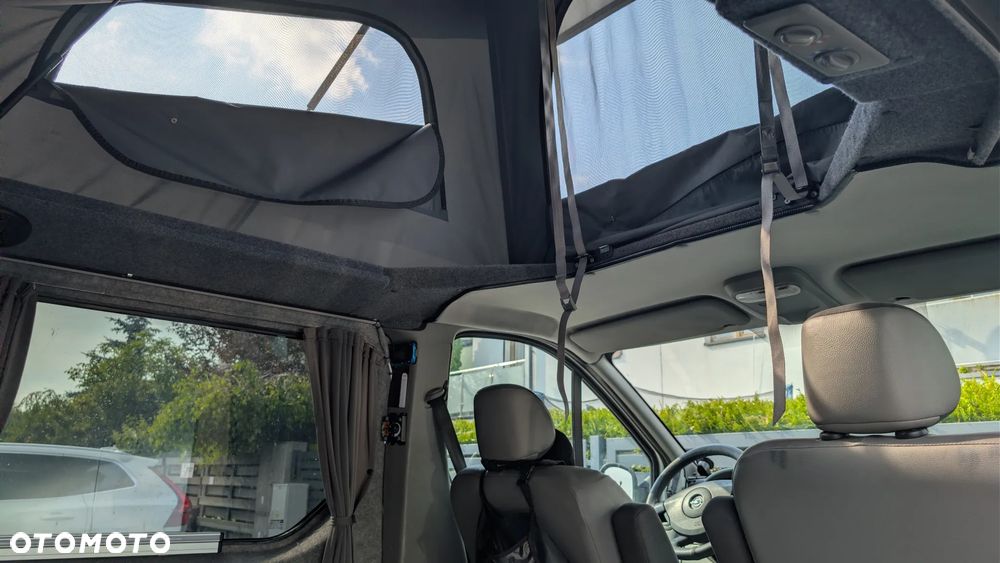 Opel Vivaro - 11