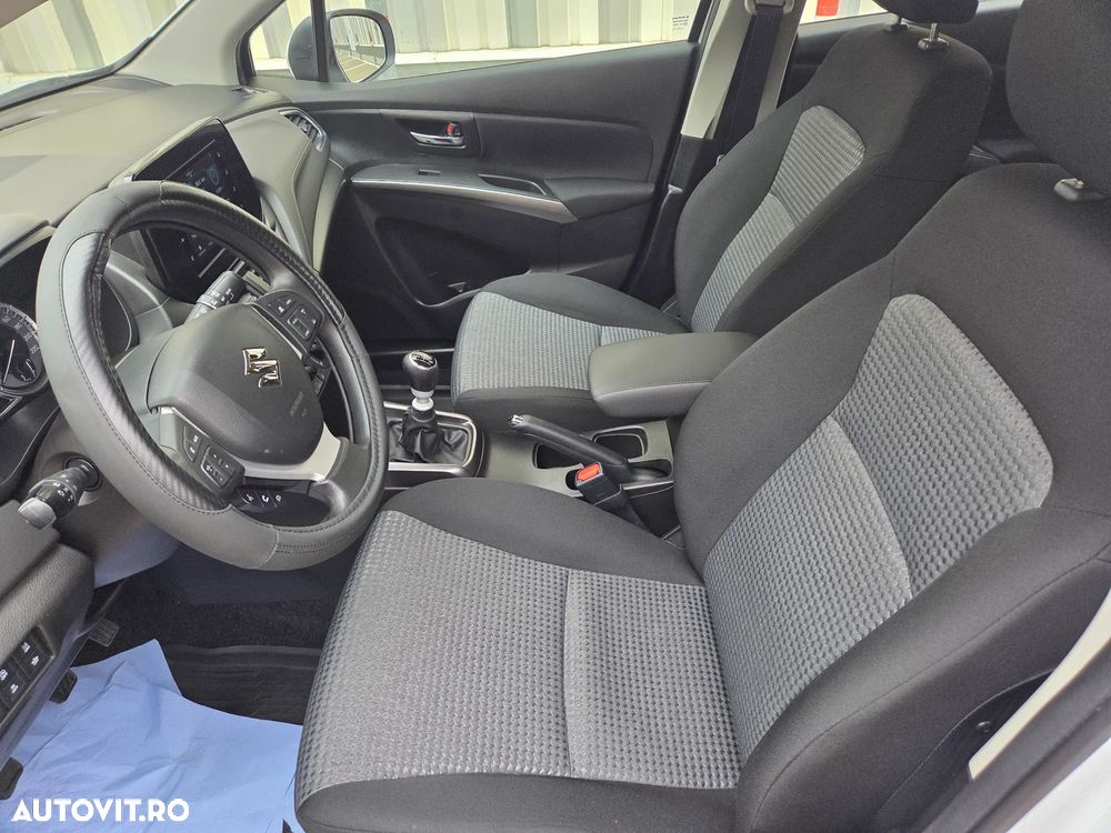 Suzuki S-Cross 1.4 Boosterjet MHEV Cool - 24