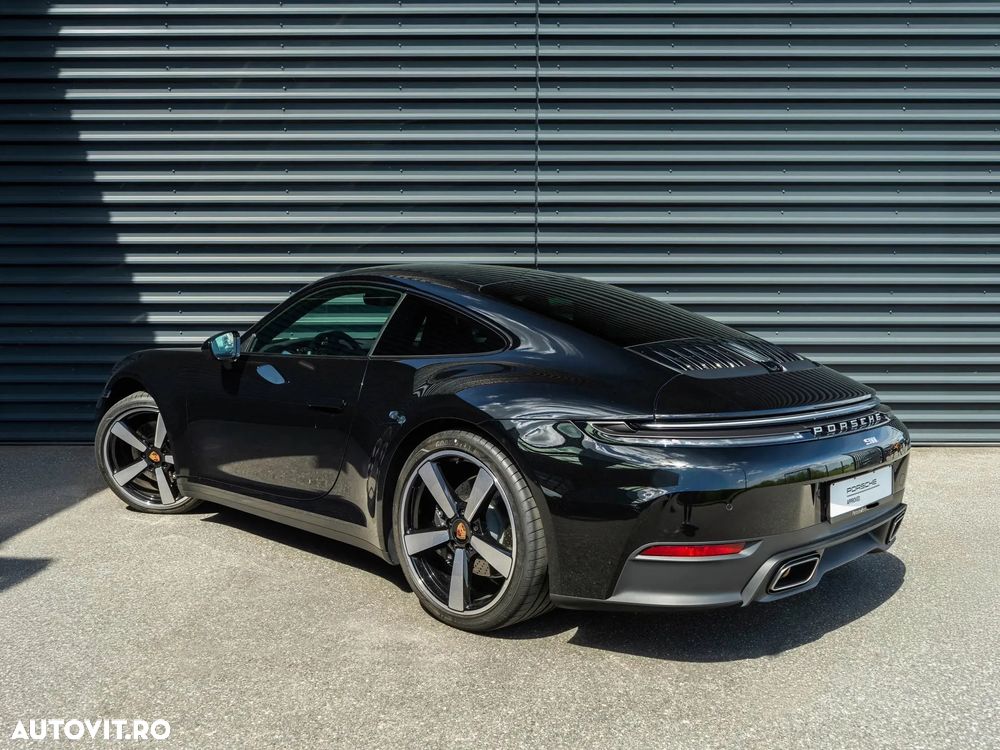 Porsche 911 Carrera PDK - 3