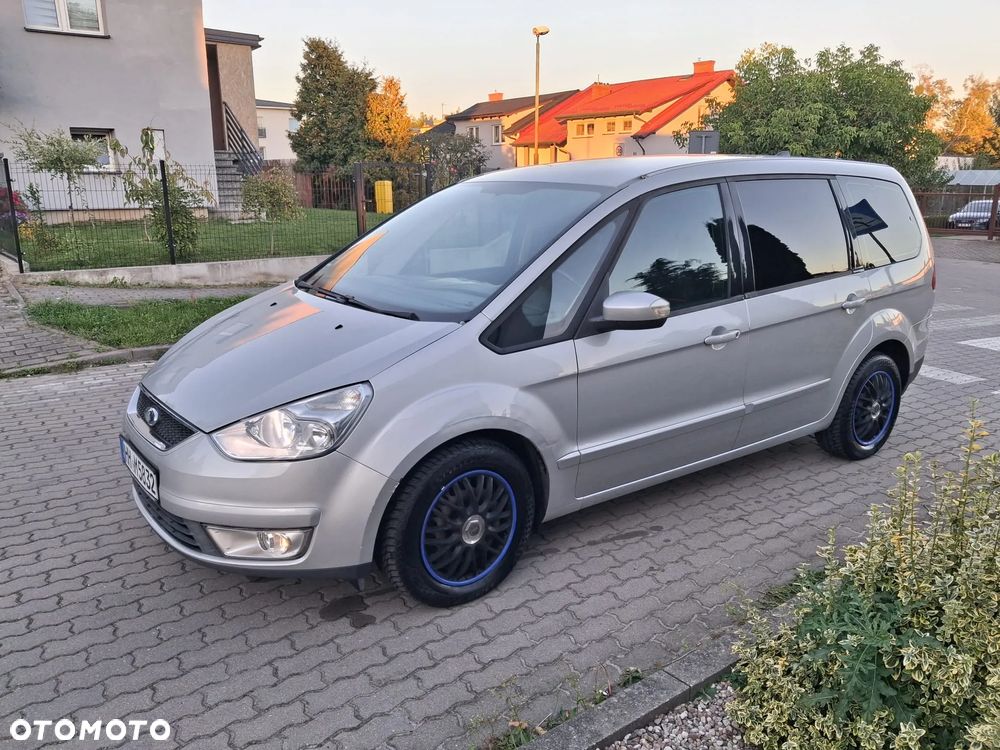 Ford Galaxy - 15