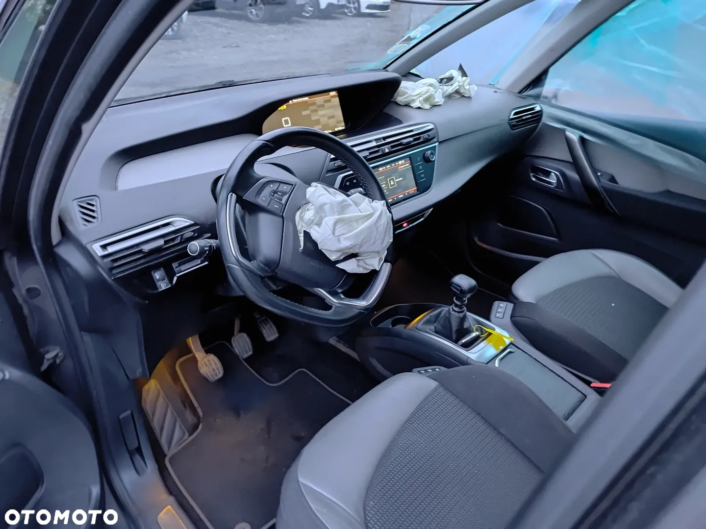 Citroën C4 Grand Picasso BlueHDi 120 Exclusive - 16